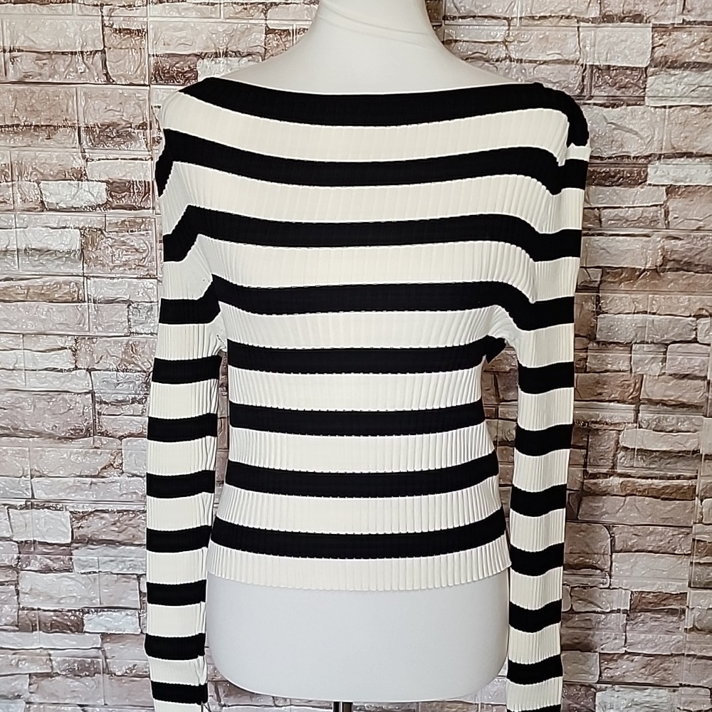 H&M Striped Black and White Sweater